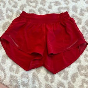 lululemon hotty hot shorts size 2 red